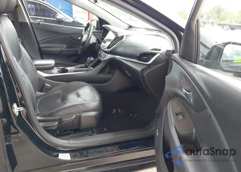 2017 Chevrolet Volt Lt z USA, uszkodzony, nr VIN 1G1RC6S55HU216952